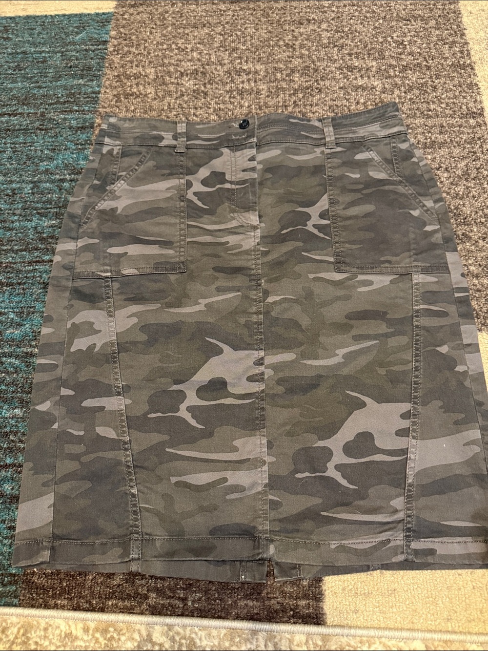 LOFT Camouflage Pencil Skirt in Gray Tones